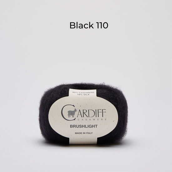 Wollknäuel Kaschmirwolle von Cardiff Brushlight, Farbe Schwarz, Black 110