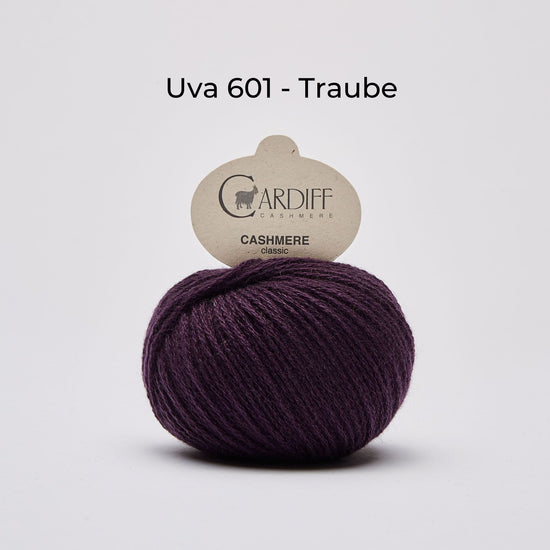 Wollknäuel Kaschmirwolle von Cardiff Cashmere Classic, Farbe Blaue Traube 601